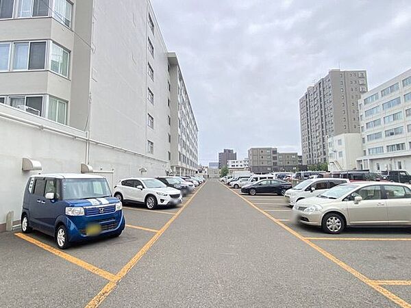 《駐車場》