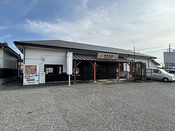 東武佐野線佐野市駅まで約960ｍ（徒歩約12分）です。最寄り駅はこちらになります。