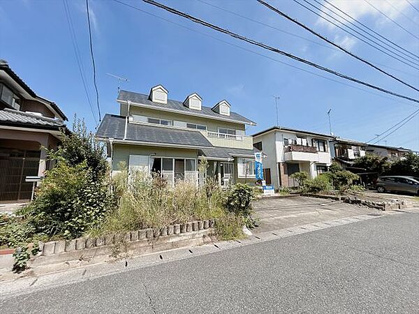 【見学会開催中】【9月21日まで期間限定現況販売中】これから敷地内の除草を行います。