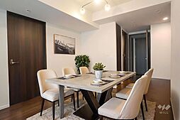 プラウドタワー名古屋栄 2LDKのリビング/ダイニング