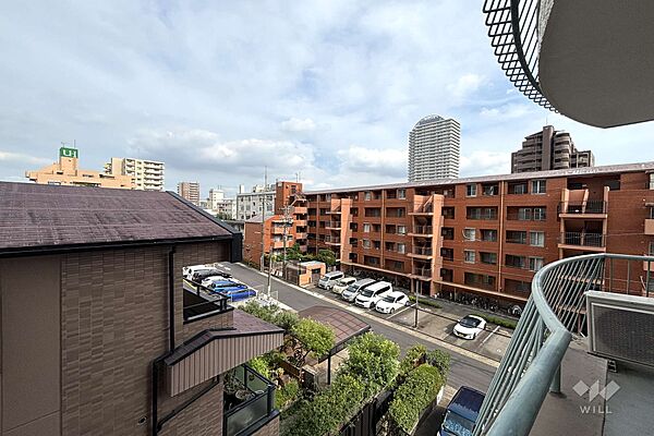東側バルコニー［2026年7月11日撮影］