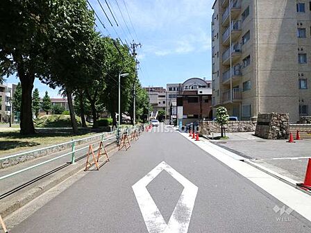 敷地の北側前面道路