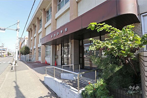 浄心中学校[公立]の外観