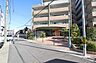 エントランス：エントランスアプローチ