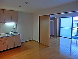 JR山手線 日暮里駅 徒歩11分の賃貸マンション 1階1LDKのリビング/ダイニング