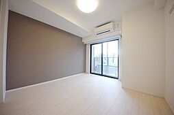 ルクレ上野 10階1Kのリビング/ダイニング