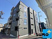 西新町駅より徒歩7分 3階 新築の賃貸物件