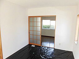 フラワーヒルズ 102 1階2Kのリビング/ダイニング