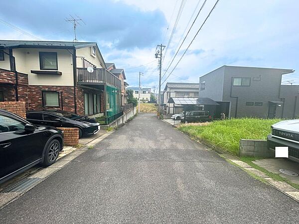 閑静な住宅街にあるので、ゆったりとした静かな暮らしが叶います。