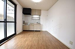 ハイカムール木下 2階2DKのリビング/ダイニング