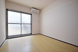 クレイノ春日 203 2階1Kのリビング/ダイニング