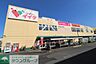 周辺：コモディイイダ豊春店 徒歩10分。 750m
