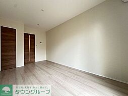 リヴェール三咲 102 1階1Kのリビング/ダイニング