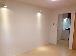 エムネージュ薬円台 102 1階1Kのリビング/ダイニング