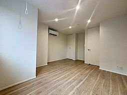 GRADUS高根公団II 102 1階1Kのリビング/ダイニング