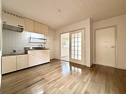 アップルエステート作新台 103 1階2DKのリビング/ダイニング