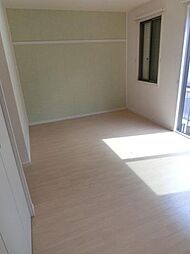 ブーローニュの森 102 1階1Kのリビング/ダイニング