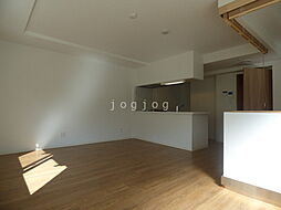 山の手シティステラ 301 3階3LDKのリビング/ダイニング