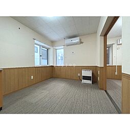 アールズコート 105 2階1DKのリビング/ダイニング