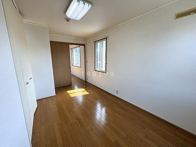 洋室
