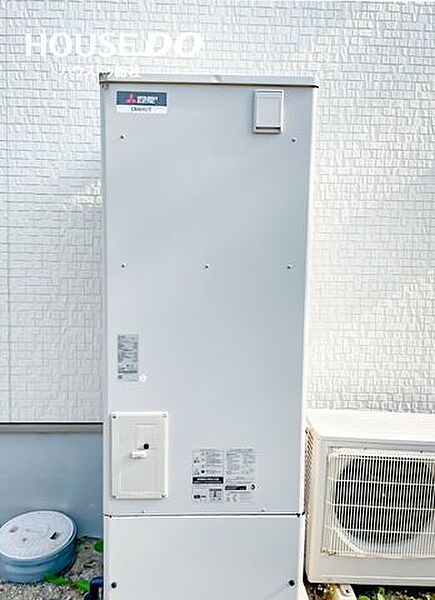 三菱製の省エネ給湯器完備♪