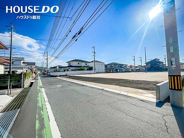 前面道路含む現地写真