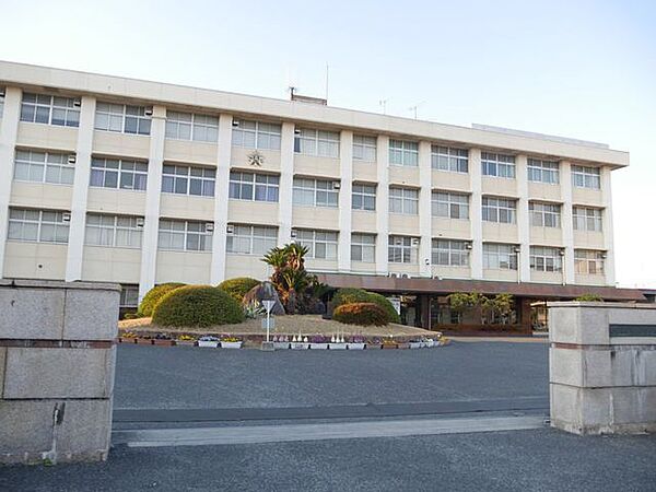 岡山県立総社南高等学校岡山県立総社南高等学校 1300m