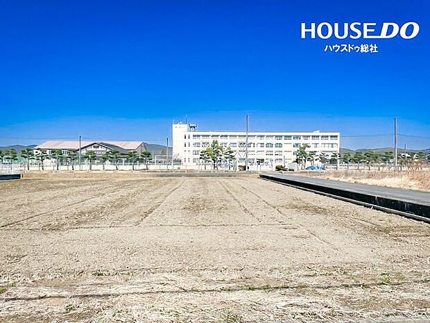 倉敷市立真備東中学校 2440m