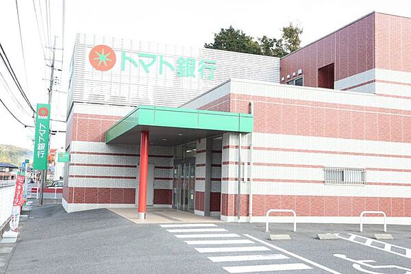 トマト銀行 賀陽支店 4040m