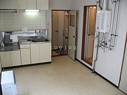 ルセアン本郷 203 2階ワンルームのリビング/ダイニング