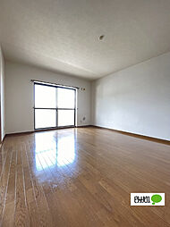 メゾンブリランツ 3-D 3階2LDKのリビング/ダイニング