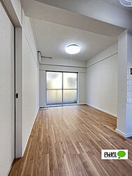 西幸マンション 1階2DKのリビング/ダイニング