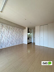 HOLLi 205 2階ワンルームのリビング/ダイニング