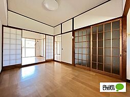 秋月マンション 1階2LDKのリビング/ダイニング