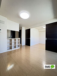 D-room内原　B棟 B203 2階3LDKのリビング/ダイニング