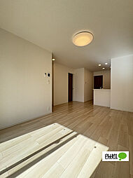 ボナール　II 102 1階1LDKのリビング/ダイニング