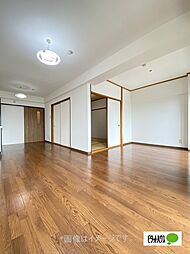 サンロイヤル小雑賀 402 4階2LDKのリビング/ダイニング