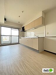 リベラルパレス塩屋 4階3DKのリビング/ダイニング