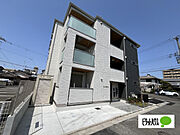 和歌山駅より徒歩12分 3階 築1年1ヶ月の賃貸物件