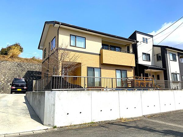detached 福島県安達郡大玉村玉井字築舘110-15
地図を見る