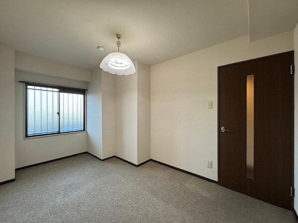apartment 福島県郡山市富久山町八山田字土布池11-3
地図を見る