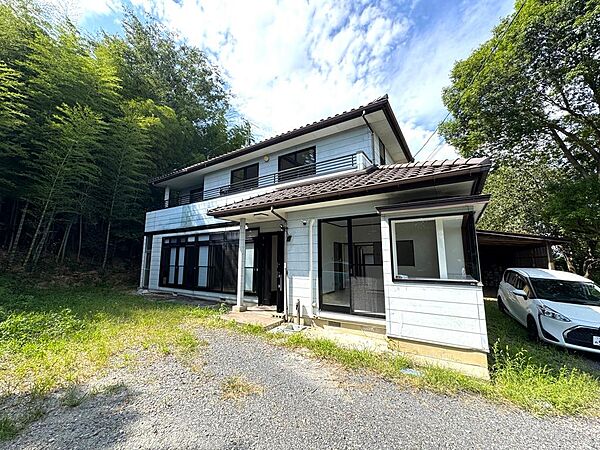 detached 福島県本宮市青田字稲荷久保20-1
地図を見る