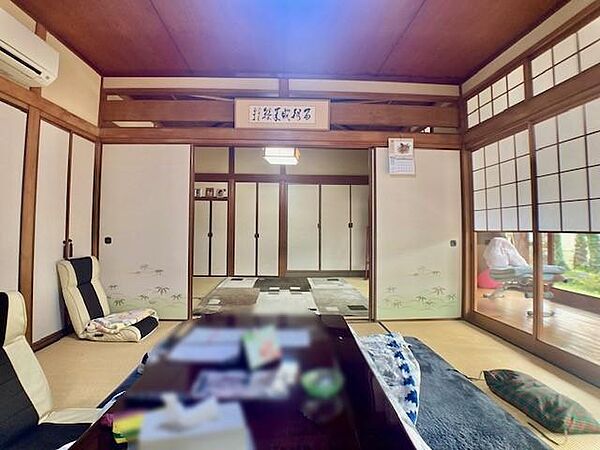 続き間の和室