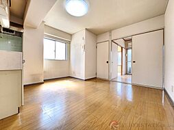 三国マンション 3階2DKのリビング/ダイニング