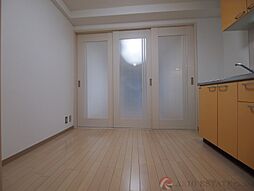 有馬パレス新大阪 1階1DKのリビング/ダイニング