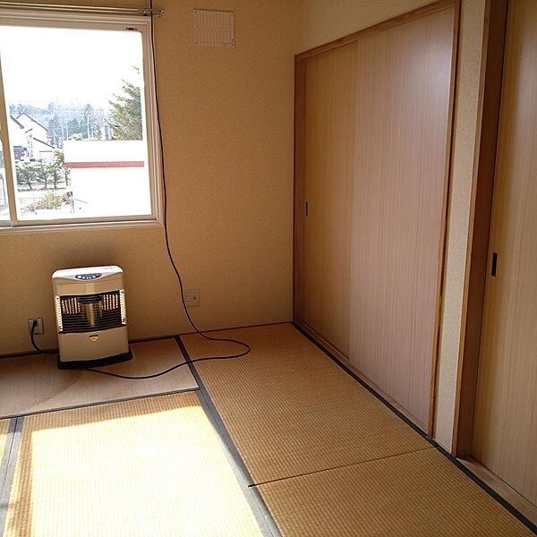 detached 北海道夕張郡栗山町角田162-26
地図を見る
