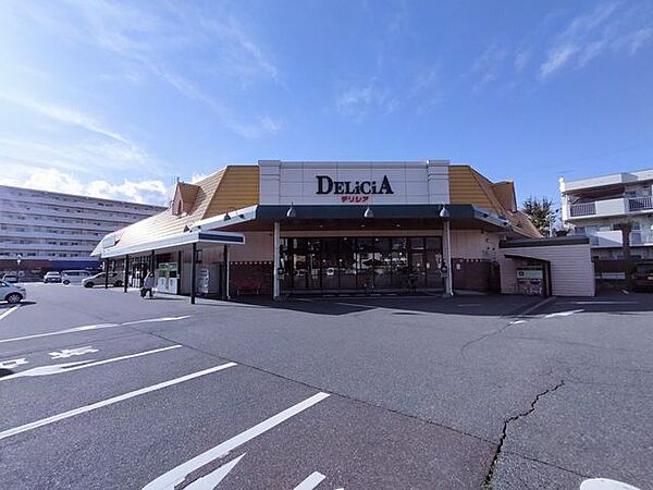 デリシア石芝店 450m