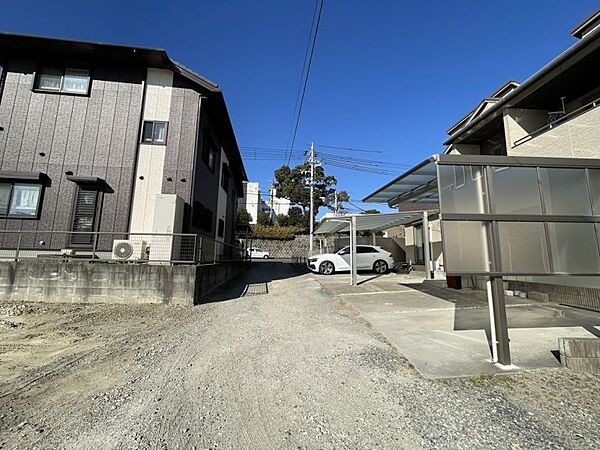 保育園・小中学校が徒歩圏内で子育ても安心！子育て世帯にうれしい住環境です！