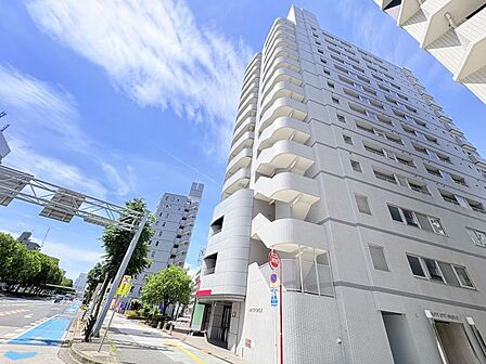 商業施設が充実していて、買い物や外食に便利な、暮らしやすさが魅力の周辺環境です♪