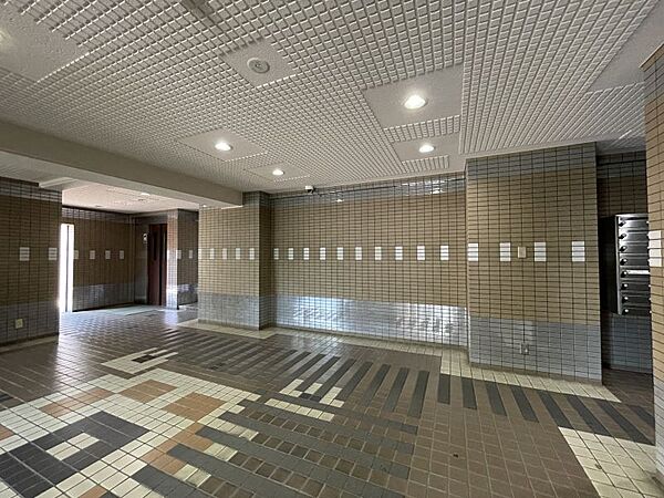 広々としたロビーです！管理も行き届いております♪